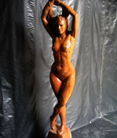 木彫刻の長い髪の女性　long hair female of wood sculpture